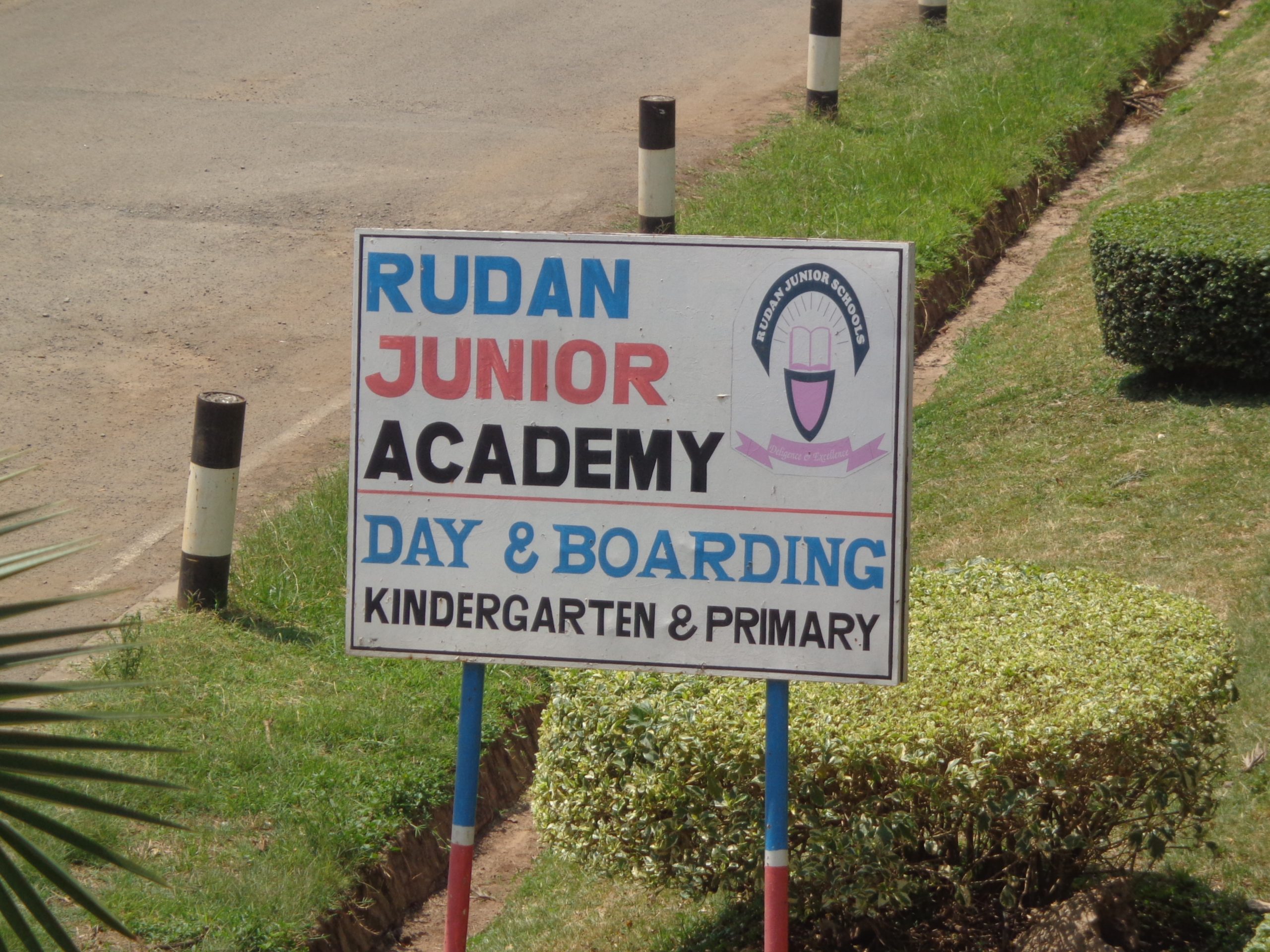 Rudan Junior Academy signboard: Kids